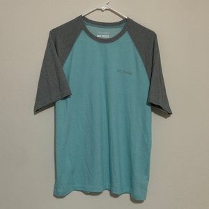 Columbia T-shirt